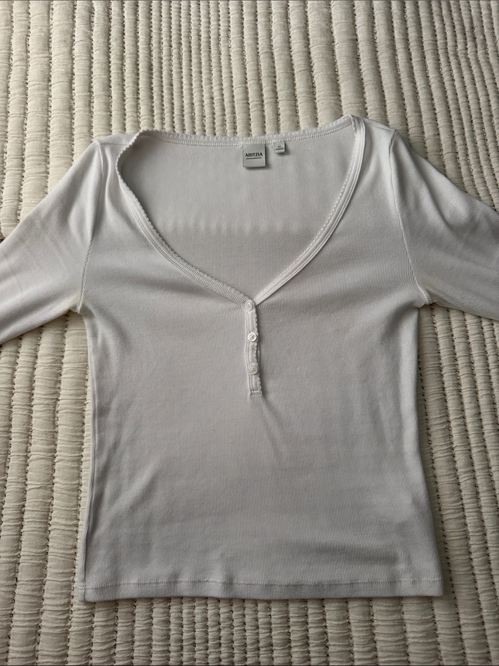 aritzia homestretch henley longsleeve